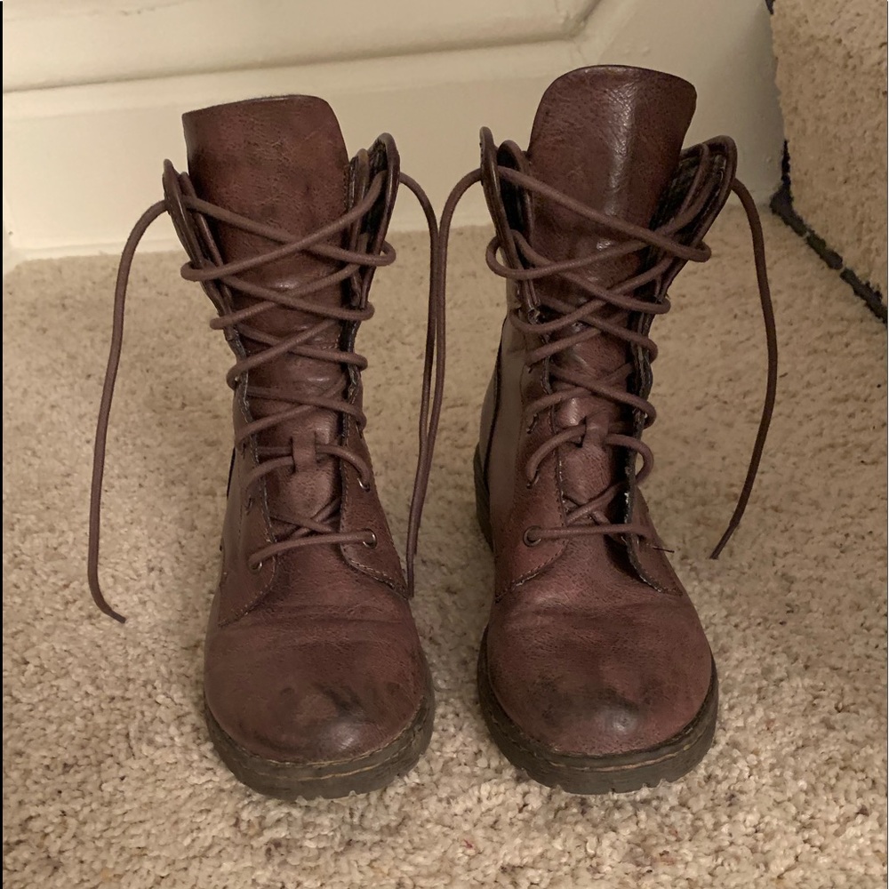 B.O.C. lace up boots